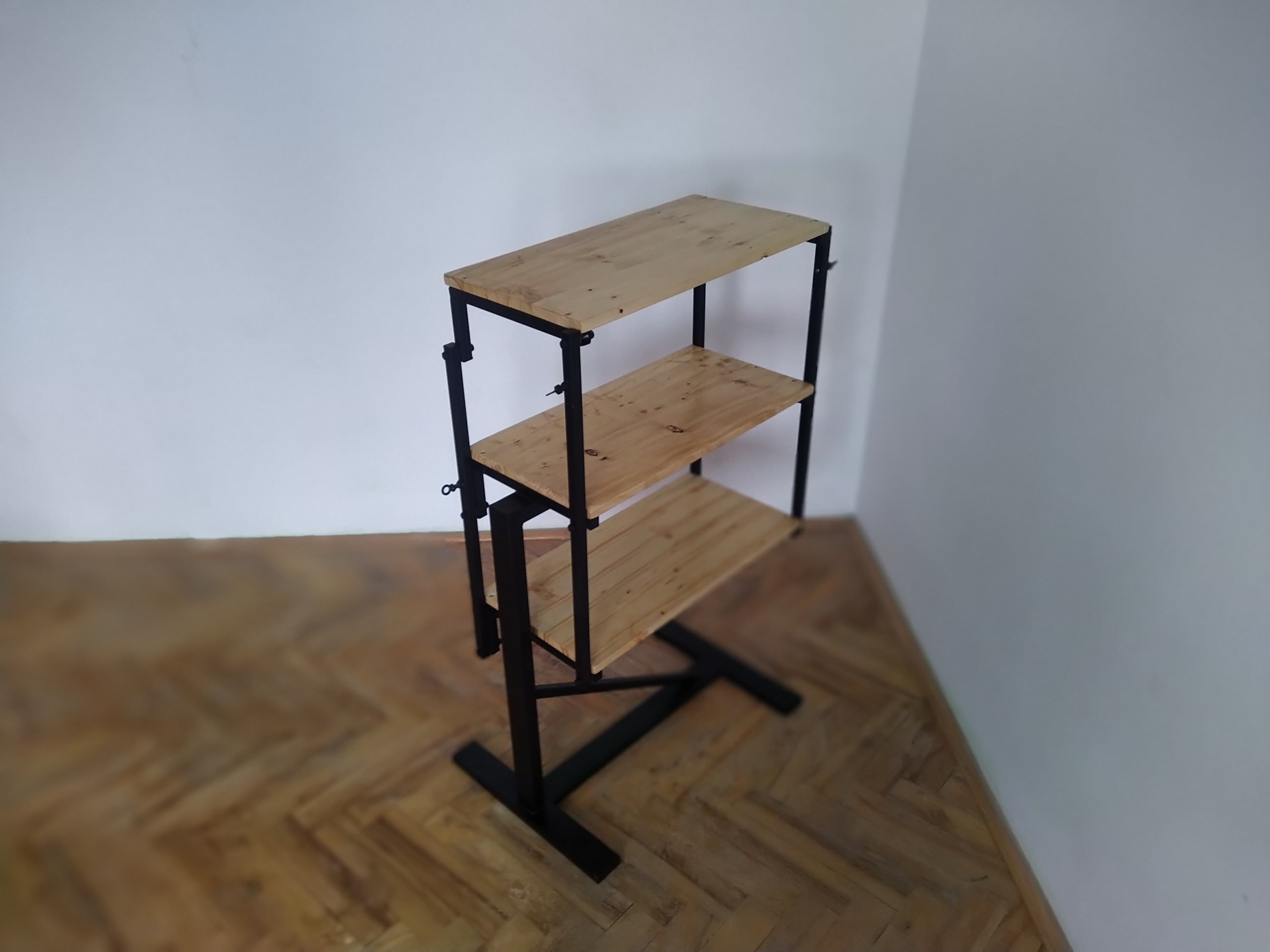 Collapsable Table 1